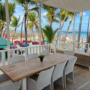 suite-with-kitchen.comcaribbean.com/
