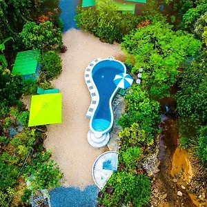 https://the-mouth-resort.khao-lakhotels.com