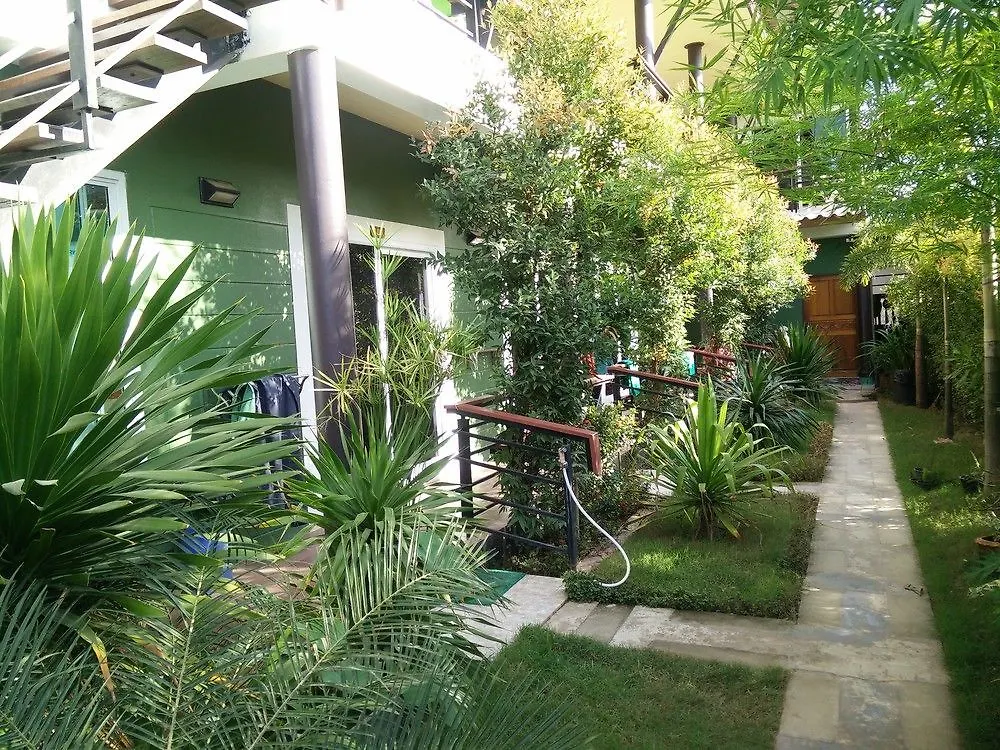 Cha-Cha Hotel Koh Lanta