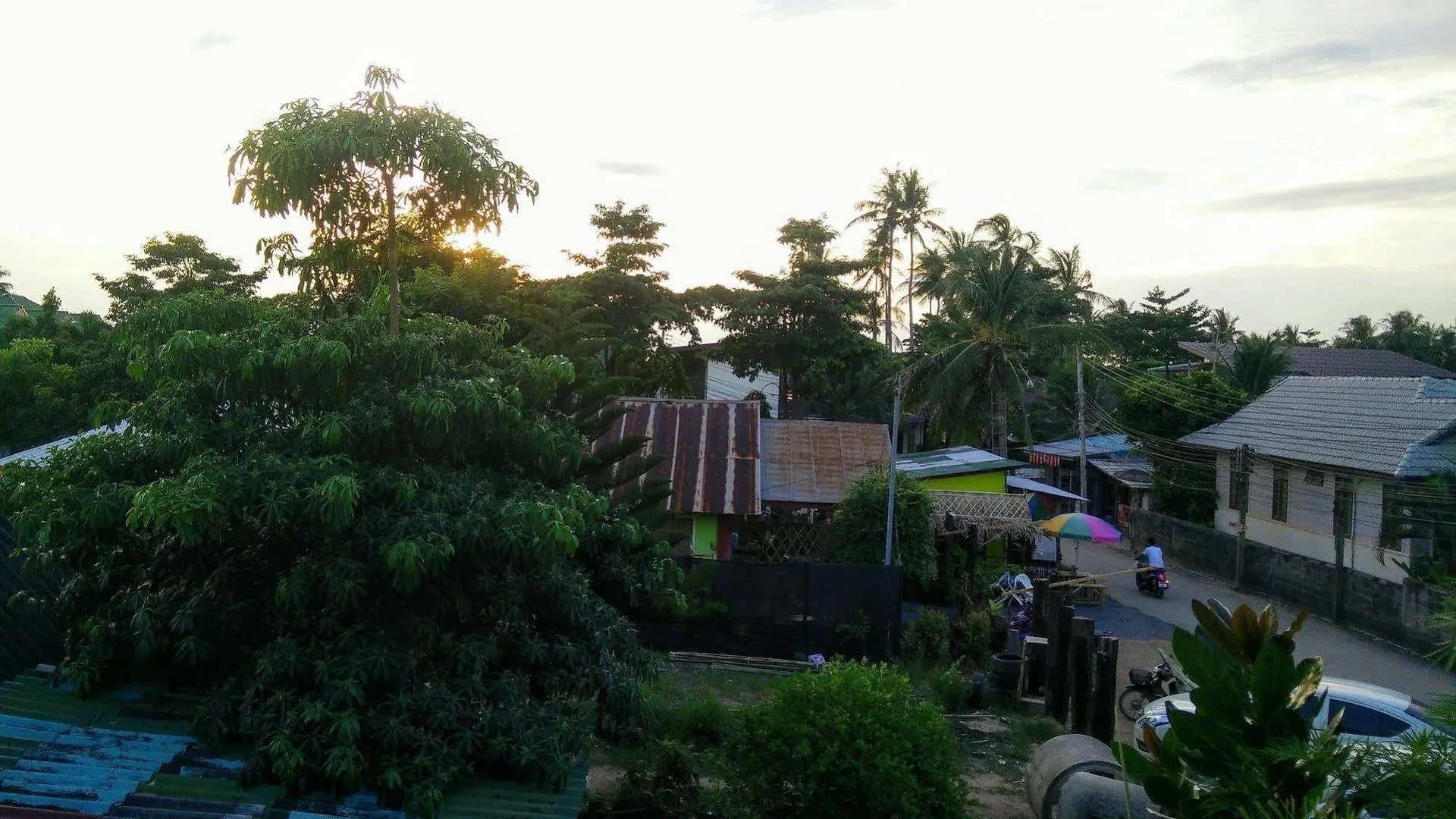 ***  Cha-Cha Hotel Koh Lanta Thailand